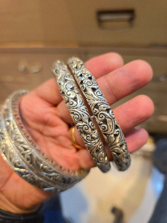 Oxidised Silver Bangles – Nakasi Pattern